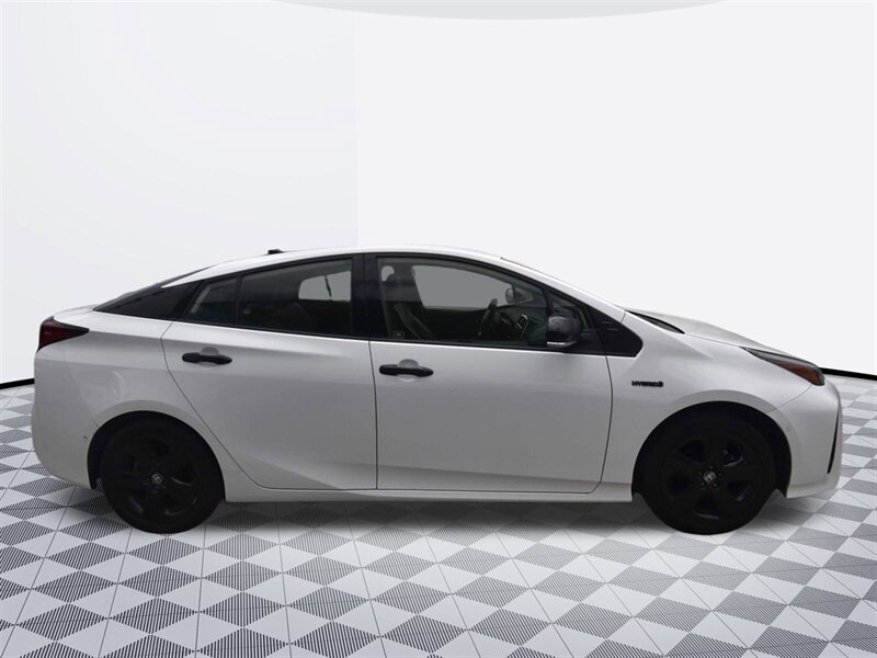 2022 Toyota Prius Nightshade   - Photo 5 - Midway City, CA 92655