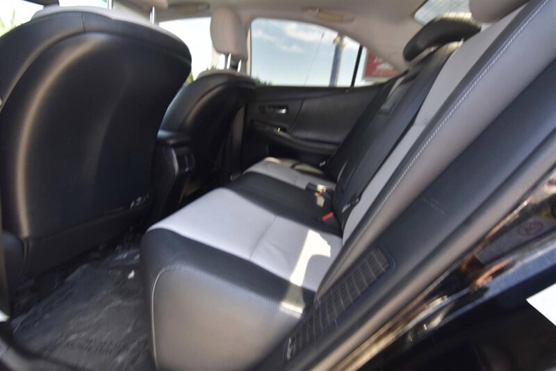 2010 Lexus HS 250h   - Photo 9 - Midway City, CA 92655