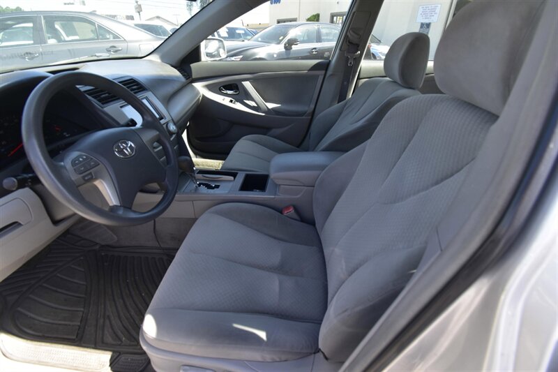 2009 Toyota Camry   - Photo 5 - Midway City, CA 92655