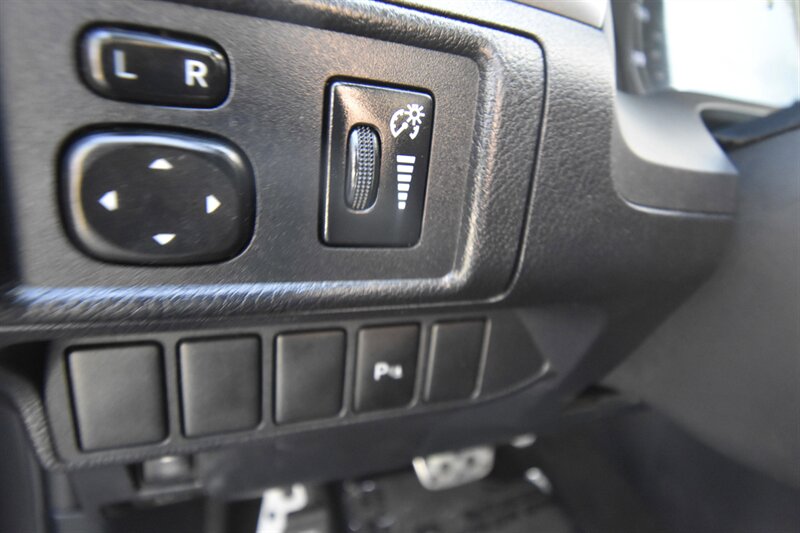 2013 Lexus CT 200h Hybrid   - Photo 16 - Midway City, CA 92655