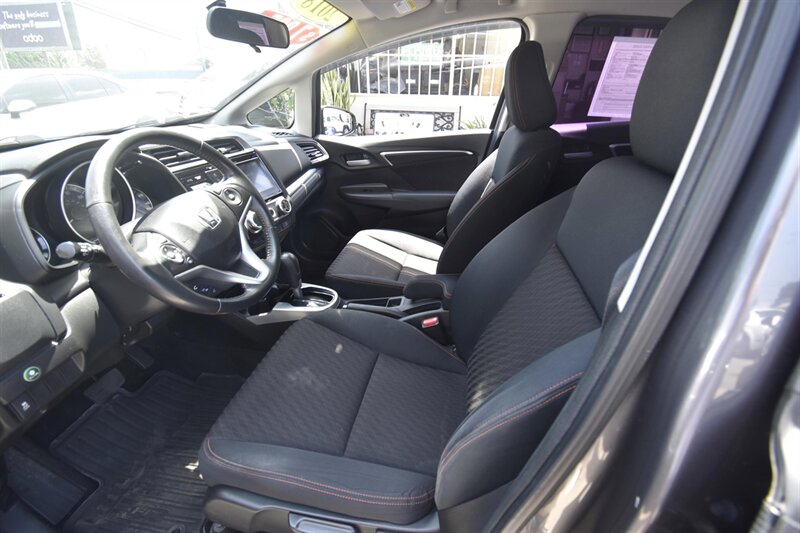 2018 Honda Fit Sport   - Photo 8 - Midway City, CA 92655