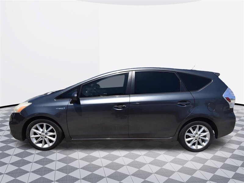 2012 Toyota Prius v Two   - Photo 13 - Midway City, CA 92655