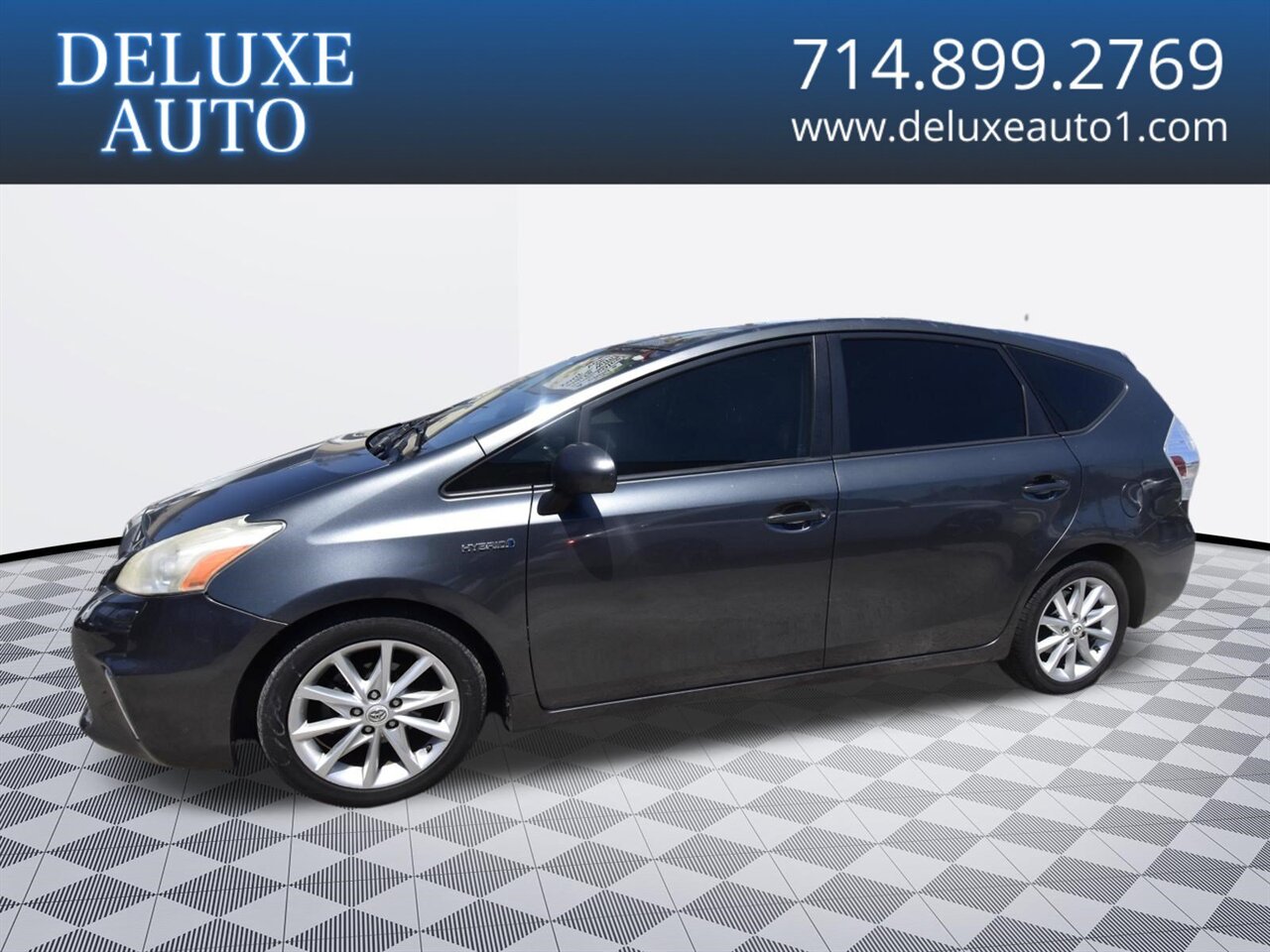 2012 Toyota Prius v Two   - Photo 1 - Midway City, CA 92655
