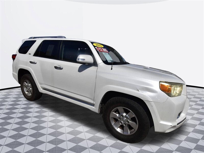 2012 Toyota 4Runner SR5   - Photo 3 - Midway City, CA 92655