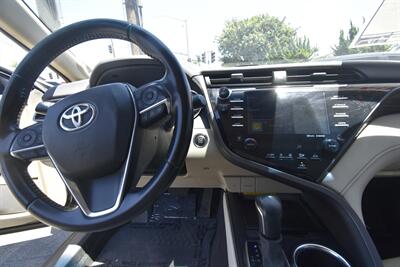 2020 Toyota Camry XLE   - Photo 8 - Midway City, CA 92655