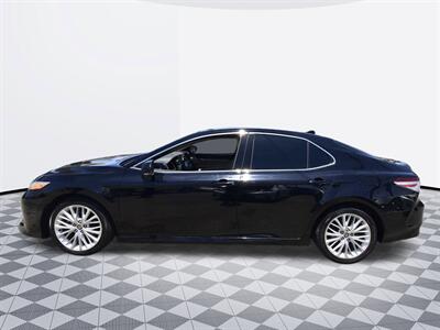 2020 Toyota Camry XLE   - Photo 4 - Midway City, CA 92655