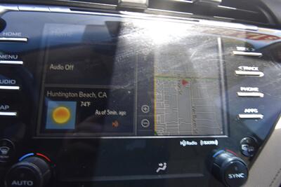2020 Toyota Camry XLE   - Photo 11 - Midway City, CA 92655