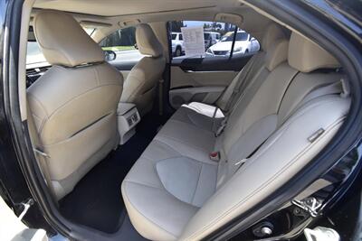 2020 Toyota Camry XLE   - Photo 9 - Midway City, CA 92655