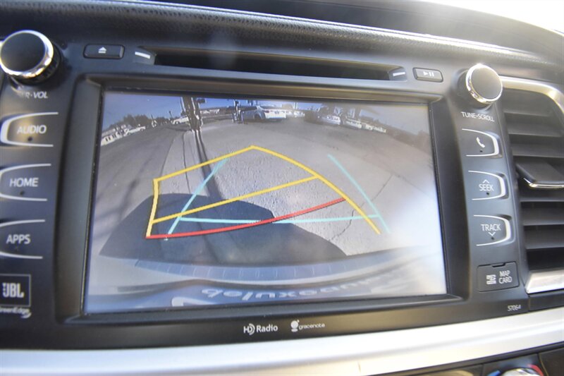 2015 Toyota Highlander Limited   - Photo 15 - Midway City, CA 92655