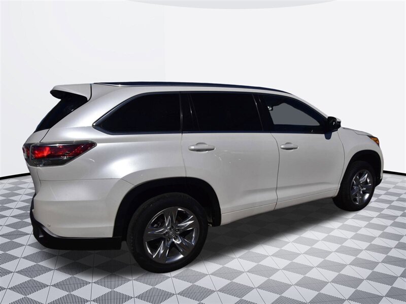 2015 Toyota Highlander Limited   - Photo 7 - Midway City, CA 92655