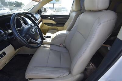 2015 Toyota Highlander Limited   - Photo 10 - Midway City, CA 92655