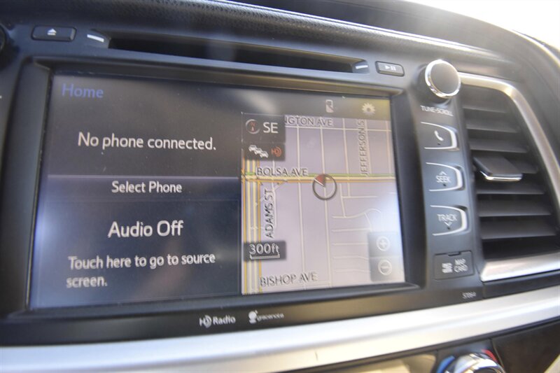 2015 Toyota Highlander Limited   - Photo 14 - Midway City, CA 92655