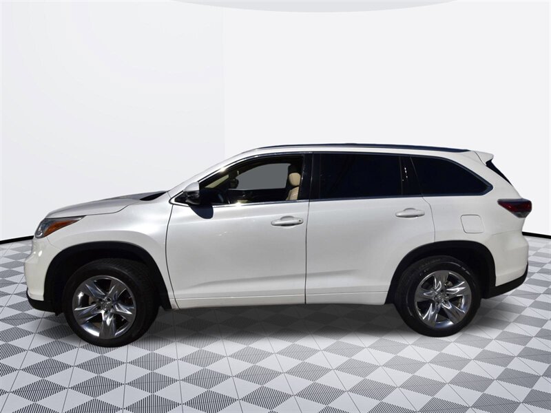 2015 Toyota Highlander Limited   - Photo 4 - Midway City, CA 92655