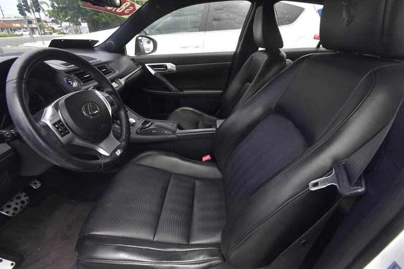 2012 Lexus CT 200h F SPORT*NAVIGATION  