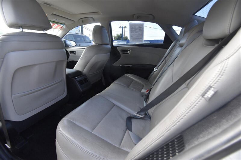 2016 Toyota Avalon Hybrid XLE Premium - Photo 9 - Midway City, CA 92655