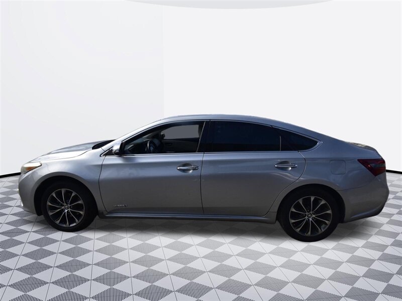 2016 Toyota Avalon Hybrid XLE Premium - Photo 6 - Midway City, CA 92655