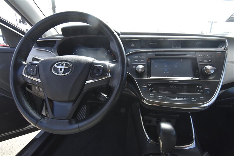 2016 Toyota Avalon Hybrid XLE Premium - Photo 7 - Midway City, CA 92655