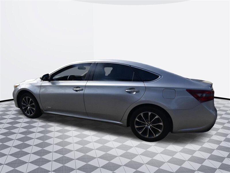2016 Toyota Avalon Hybrid XLE Premium - Photo 5 - Midway City, CA 92655