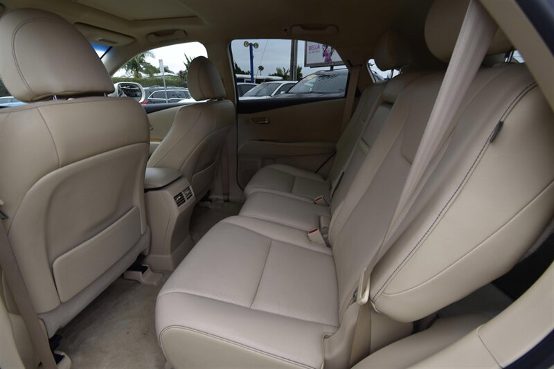 2015 Lexus RX 450h NAVIGATION - Photo 12 - Midway City, CA 92655