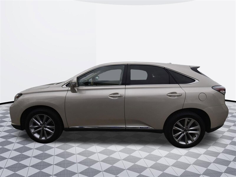 2015 Lexus RX 450h NAVIGATION - Photo 2 - Midway City, CA 92655