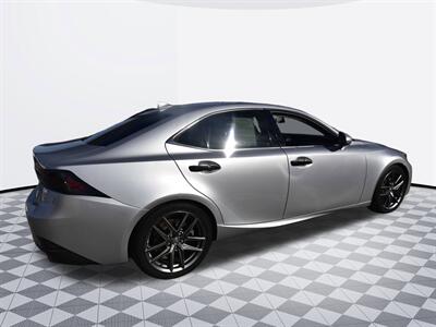 2016 Lexus IS 200t - Photo 6 - Midway City, CA 92655