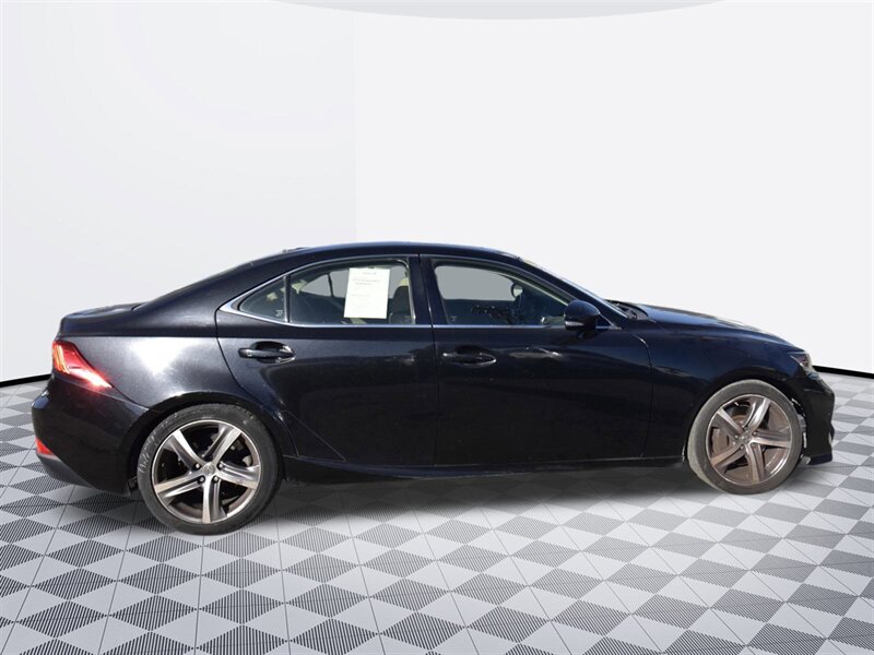 2017 Lexus IS 200t - Photo 5 - Midway City, CA 92655