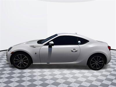 2017 Toyota 86   - Photo 4 - Midway City, CA 92655