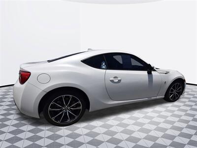 2017 Toyota 86   - Photo 5 - Midway City, CA 92655