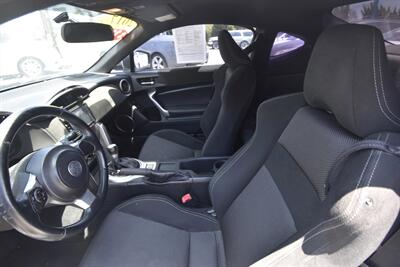 2017 Toyota 86   - Photo 2 - Midway City, CA 92655