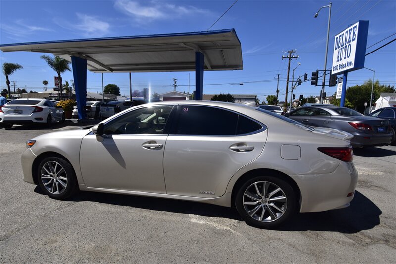 2018 Lexus ES 300h ES 300h   - Photo 19 - Midway City, CA 92655