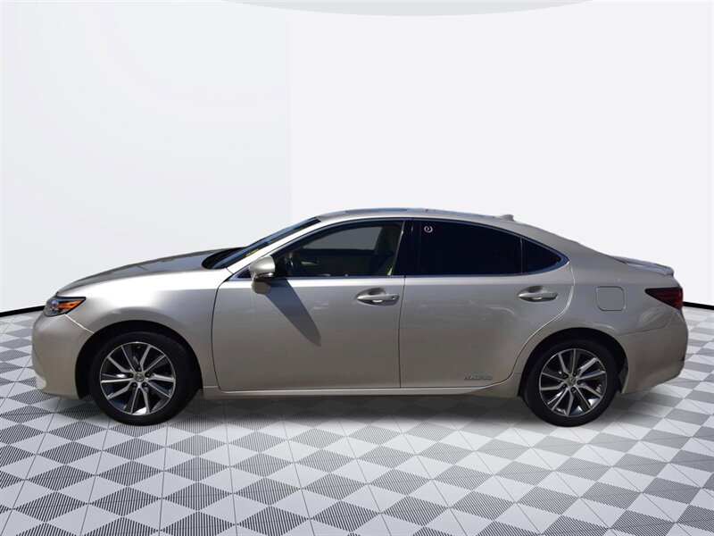 2018 Lexus ES 300h ES 300h   - Photo 4 - Midway City, CA 92655