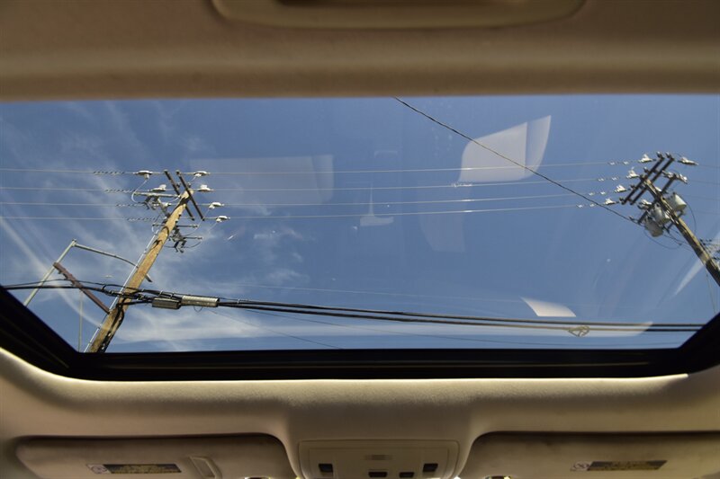 2018 Lexus ES 300h ES 300h   - Photo 33 - Midway City, CA 92655