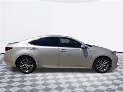 2018 Lexus ES 300h ES 300h   - Photo 5 - Midway City, CA 92655