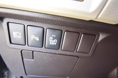 2018 Lexus ES 300h ES 300h   - Photo 15 - Midway City, CA 92655