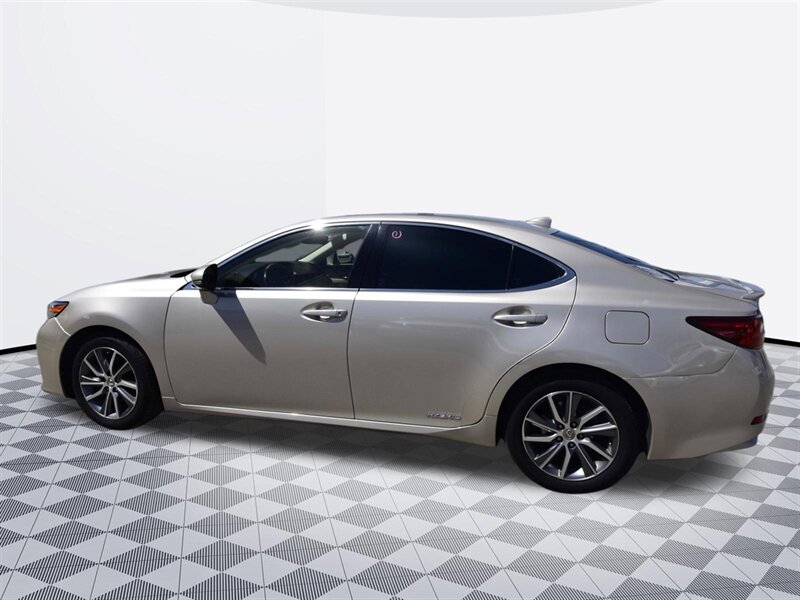 2018 Lexus ES 300h ES 300h   - Photo 6 - Midway City, CA 92655