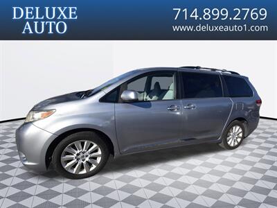 2013 Toyota Sienna LE   - Photo 1 - Midway City, CA 92655