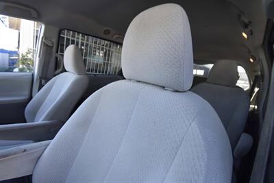 2013 Toyota Sienna LE   - Photo 8 - Midway City, CA 92655