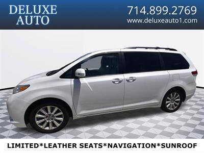 2013 Toyota Sienna Ltd - Photo 1 - Midway City, CA 92655