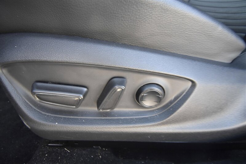 2023 Toyota Camry SE Nightshade   - Photo 11 - Midway City, CA 92655