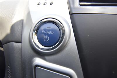 2013 Toyota Prius V Five - Photo 14 - Midway City, CA 92655