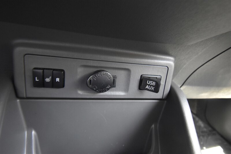 2013 Toyota Prius V Five - Photo 23 - Midway City, CA 92655