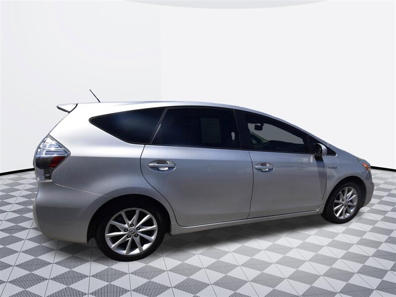 2013 Toyota Prius V Five - Photo 24 - Midway City, CA 92655
