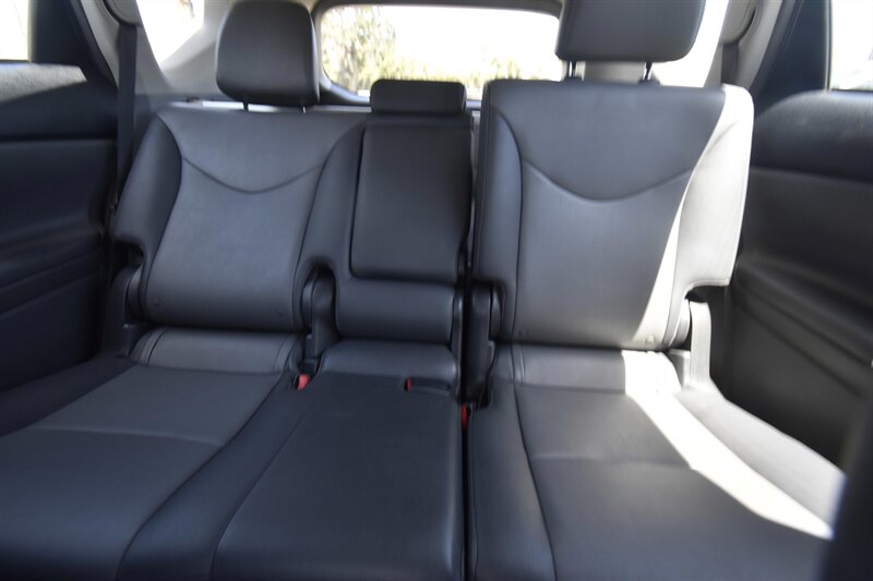 2013 Toyota Prius V Five - Photo 32 - Midway City, CA 92655