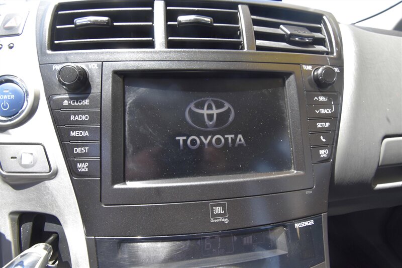 2013 Toyota Prius V Five - Photo 18 - Midway City, CA 92655