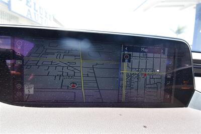 2021 Lexus ES 300h ES 300h - Photo 11 - Midway City, CA 92655