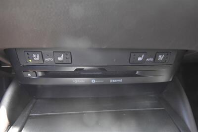 2021 Lexus ES 300h ES 300h - Photo 13 - Midway City, CA 92655