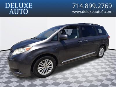2014 Toyota Sienna XLE 7-Passenger Auto Acce - Photo 1 - Midway City, CA 92655
