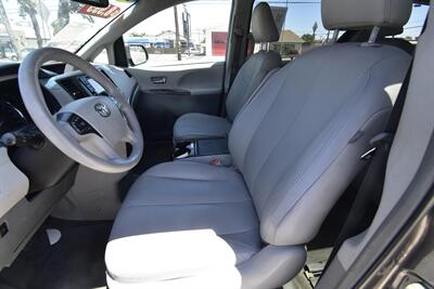 2014 Toyota Sienna XLE 7-Passenger Auto Acce - Photo 24 - Midway City, CA 92655