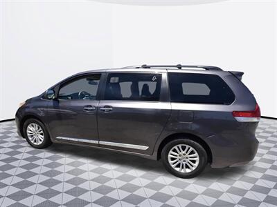 2014 Toyota Sienna XLE 7-Passenger Auto Acce - Photo 20 - Midway City, CA 92655