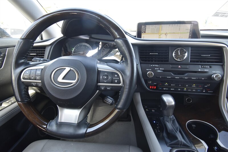 2018 Lexus RX 350 NAVIGATION - Photo 9 - Midway City, CA 92655